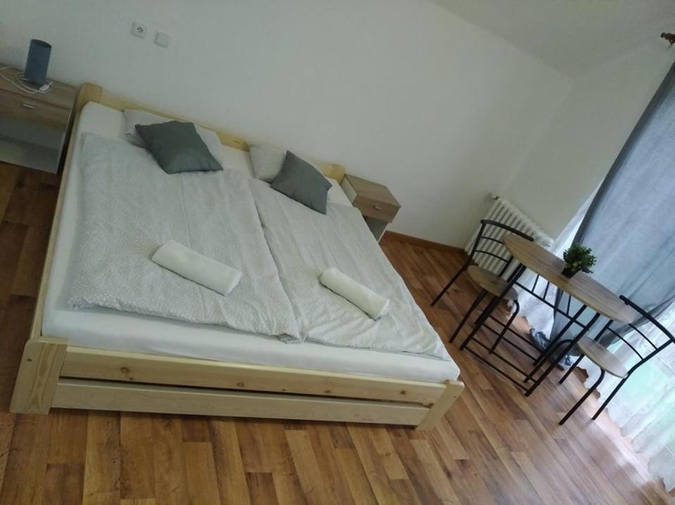Penzion Almi Doksy  Buitenkant foto