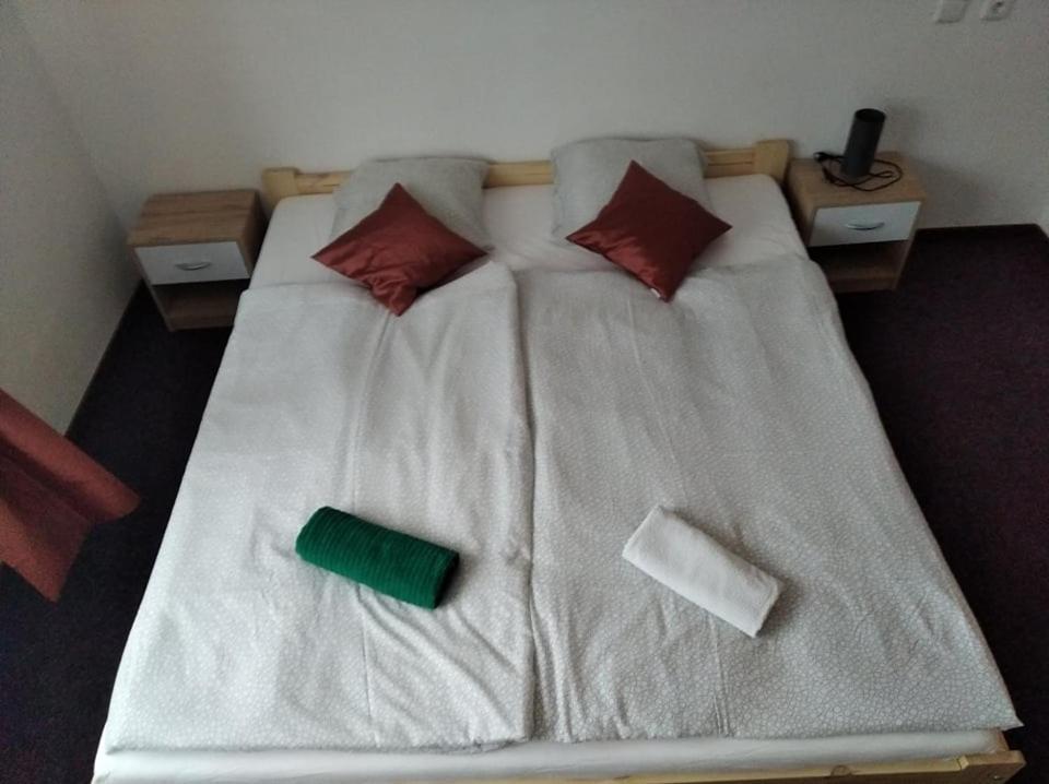 Penzion Almi Doksy  Buitenkant foto