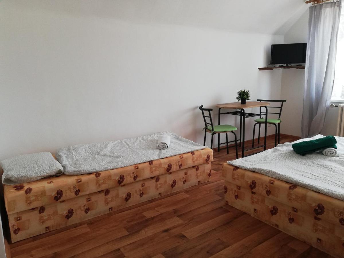 Penzion Almi Doksy  Buitenkant foto