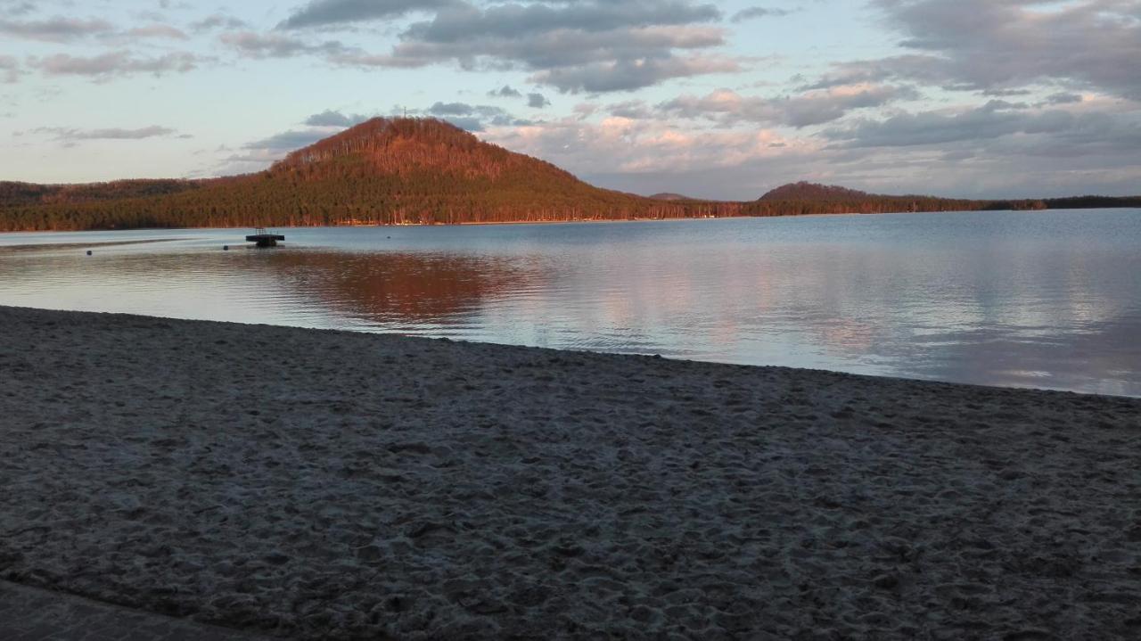 Penzion Almi Doksy  Buitenkant foto